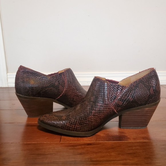 Lucky Brand Tabea Western Boots - Picture 3 of 5